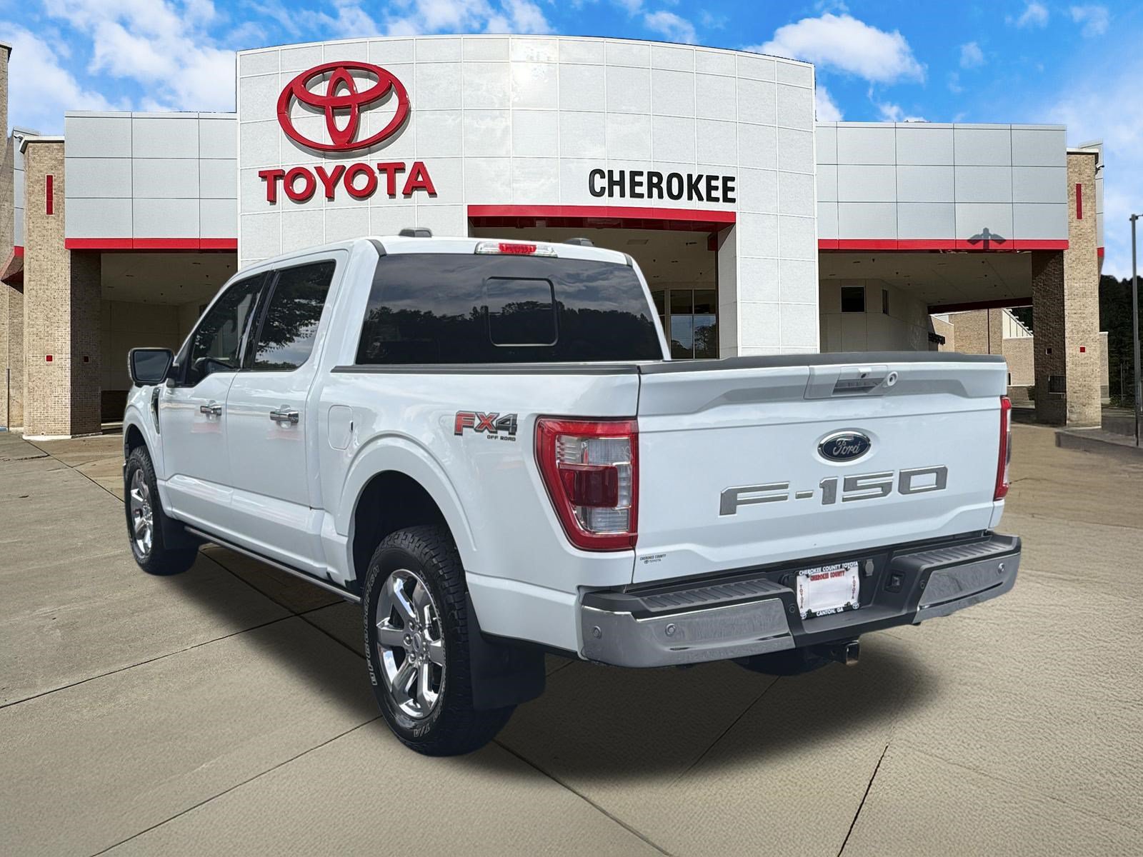 Used 2023 Ford F150 Lariat w/ Equipment Group 502A High AWD/4WD image 7