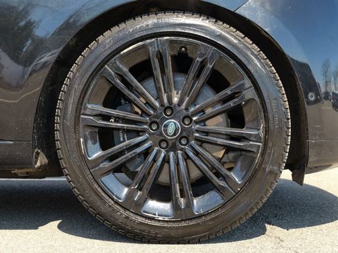 Used 2023 Land Rover Range Rover Autobiography AWD/4WD image 12