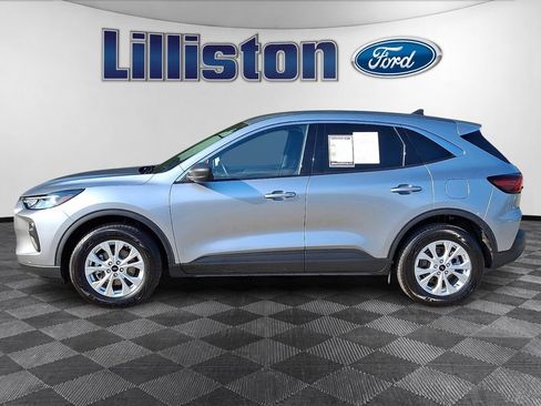 Used 2024 Ford Escape Active AWD/4WD image 8
