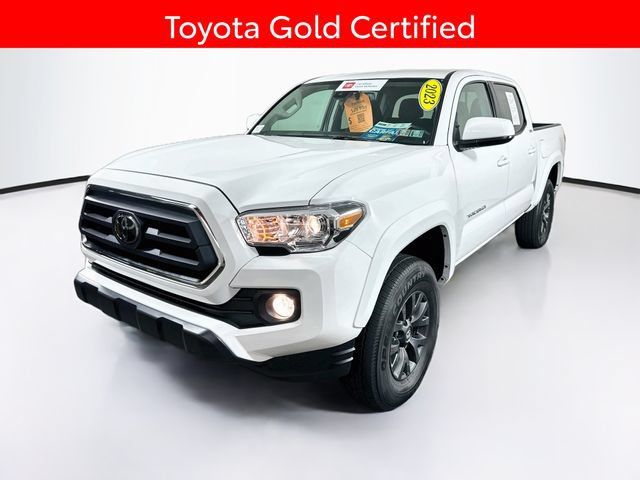 Certified 2023 Toyota Tacoma SR5 AWD/4WD image 4