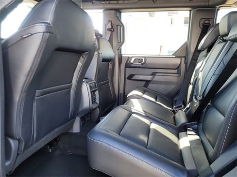 New 2025 Ford Bronco Outer Banks w/ Sasquatch Package image 31