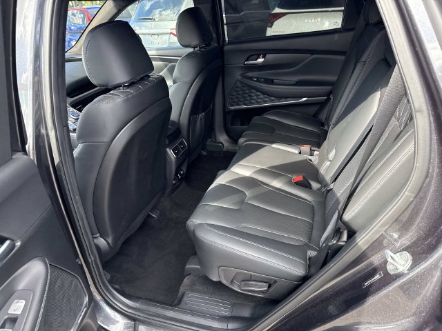 Used 2022 Hyundai Santa Fe Calligraphy AWD/4WD image 17