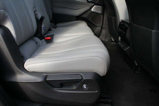 Used 2025 Acura MDX w/ Technology Package FWD image 25