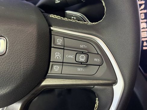 New 2026 Jeep Grand Cherokee L Limited image 15