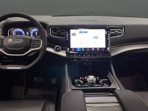 New 2026 Jeep Grand Wagoneer 4WD image 11