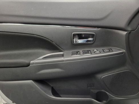 Used 2025 Mitsubishi Outlander Sport AWD image 22