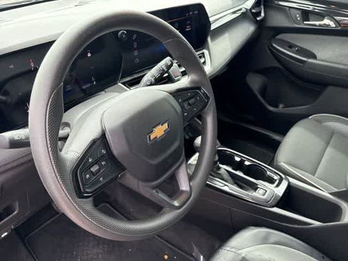 Used 2024 Chevrolet TrailBlazer LS w/ LS Confidence Package image 10