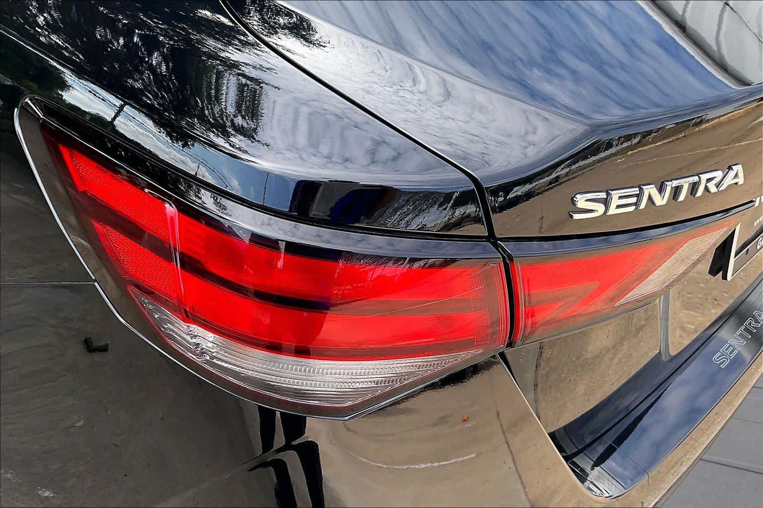 Used 2022 Nissan Sentra SV w/ All-Weather Package FWD image 28