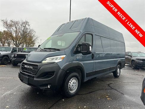Used 2024 RAM ProMaster 3500 image 4