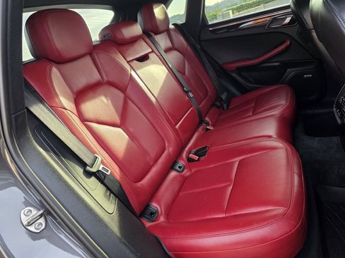 Used 2016 Porsche Macan S AWD/4WD image 23