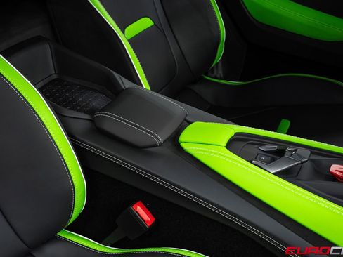 Used 2026 Lamborghini Temerario AWD/4WD image 34