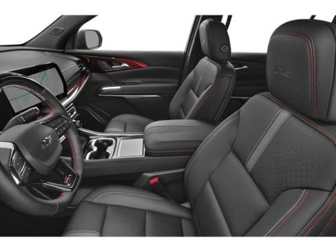 Used 2025 Chevrolet Traverse RS FWD image 11