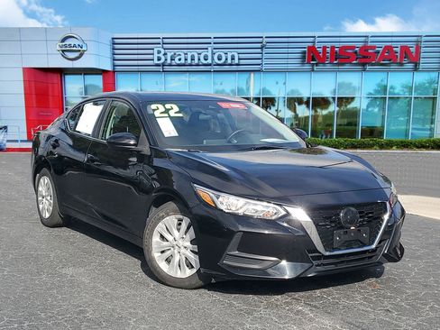Certified 2022 Nissan Sentra S image 1