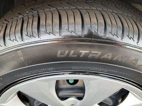 Used 2023 Toyota Corolla LE image 21