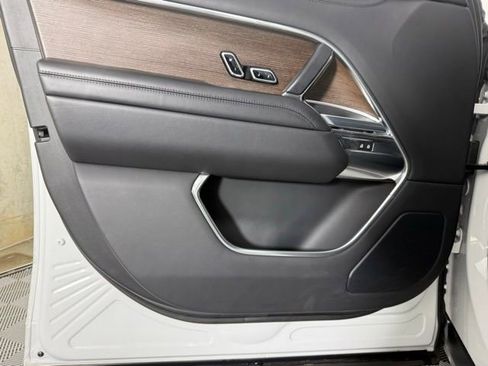 Used 2023 Land Rover Range Rover Autobiography AWD/4WD image 14