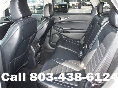 Used 2024 Ford Edge SEL AWD/4WD image 12