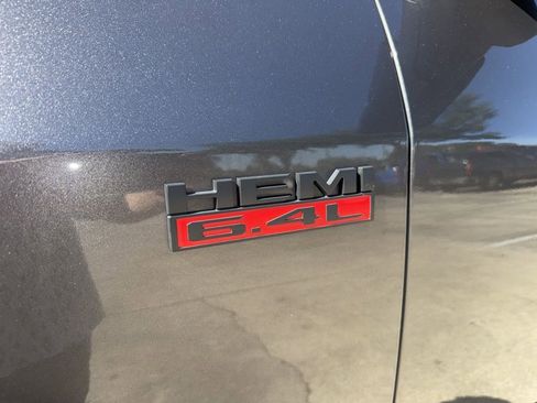 Used 2019 RAM 2500 Laramie w/ Night Edition AWD/4WD image 14