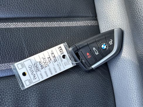 Certified 2023 BMW 530i xDrive w/ Premium Package image 38