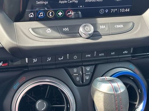 Used 2022 Chevrolet Camaro ZL1 RWD image 27