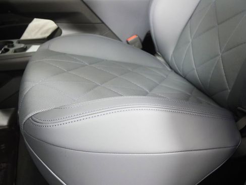 Used 2026 BMW iX xDrive45 w/ M Sport Package image 11