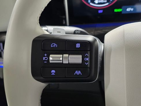 Certified 2025 Hyundai Santa Fe Limited image 34