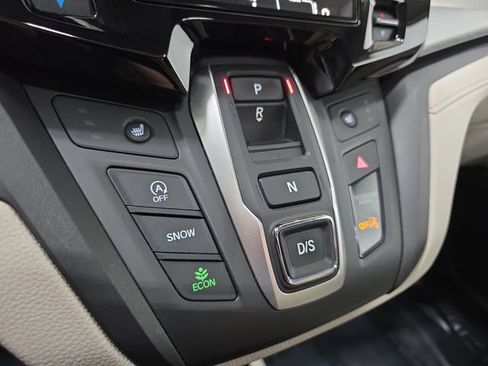 Used 2025 Honda Odyssey EX-L image 23