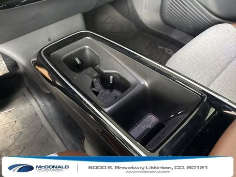 Used 2023 Volkswagen ID.4 Pro image 7