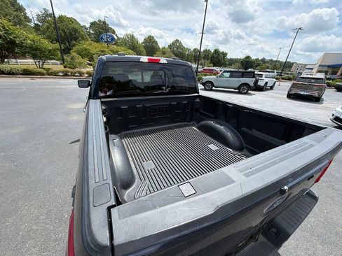 Used 2022 Ford F150 Lariat w/ Max Trailer Tow Package AWD/4WD image 24