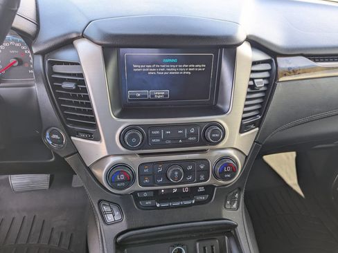 Used 2017 GMC Yukon Denali w/ Open Road Package AWD/4WD image 15