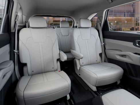 New 2026 Kia Sorento EX w/ EX Premium Package FWD image 17