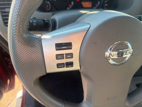 Used 2015 Nissan Frontier SV w/ SV Value Truck Package image 13