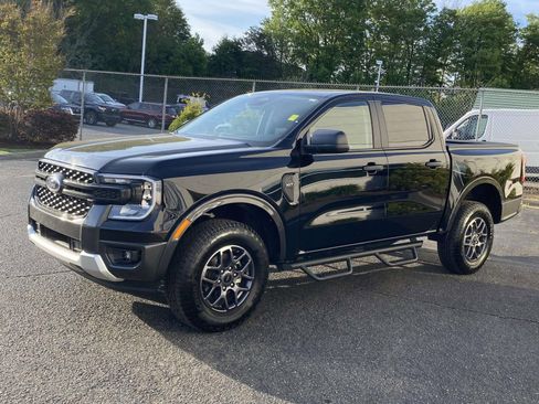 Used 2024 Ford Ranger XLT w/ Equipment Group 301A High RWD image 3