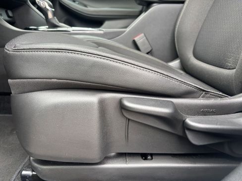 Used 2025 Buick Encore GX Preferred FWD image 28