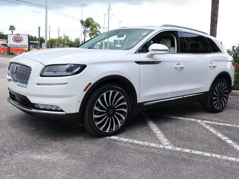 Used 2023 Lincoln Nautilus Black Label w/ Cargo Utility Package AWD/4WD image 4