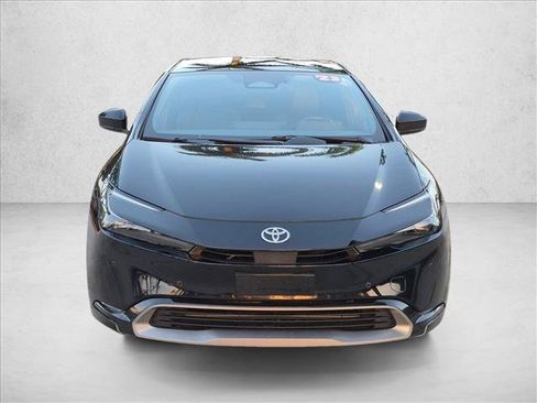 Used 2023 Toyota Prius Limited FWD image 2