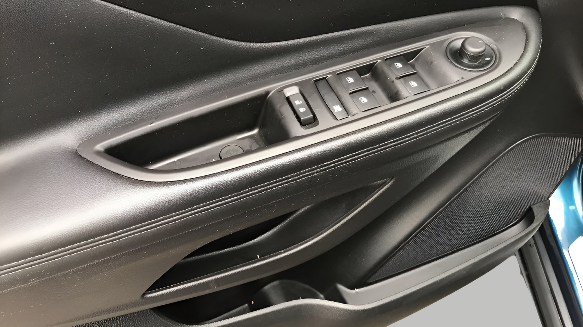 Used 2019 Buick Encore Preferred FWD image 23