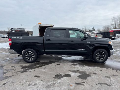 Used 2016 Toyota Tundra SR5 image 6