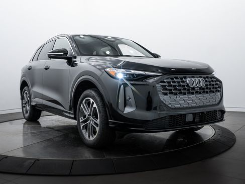 New 2025 Audi Q5 2.0T Premium image 1