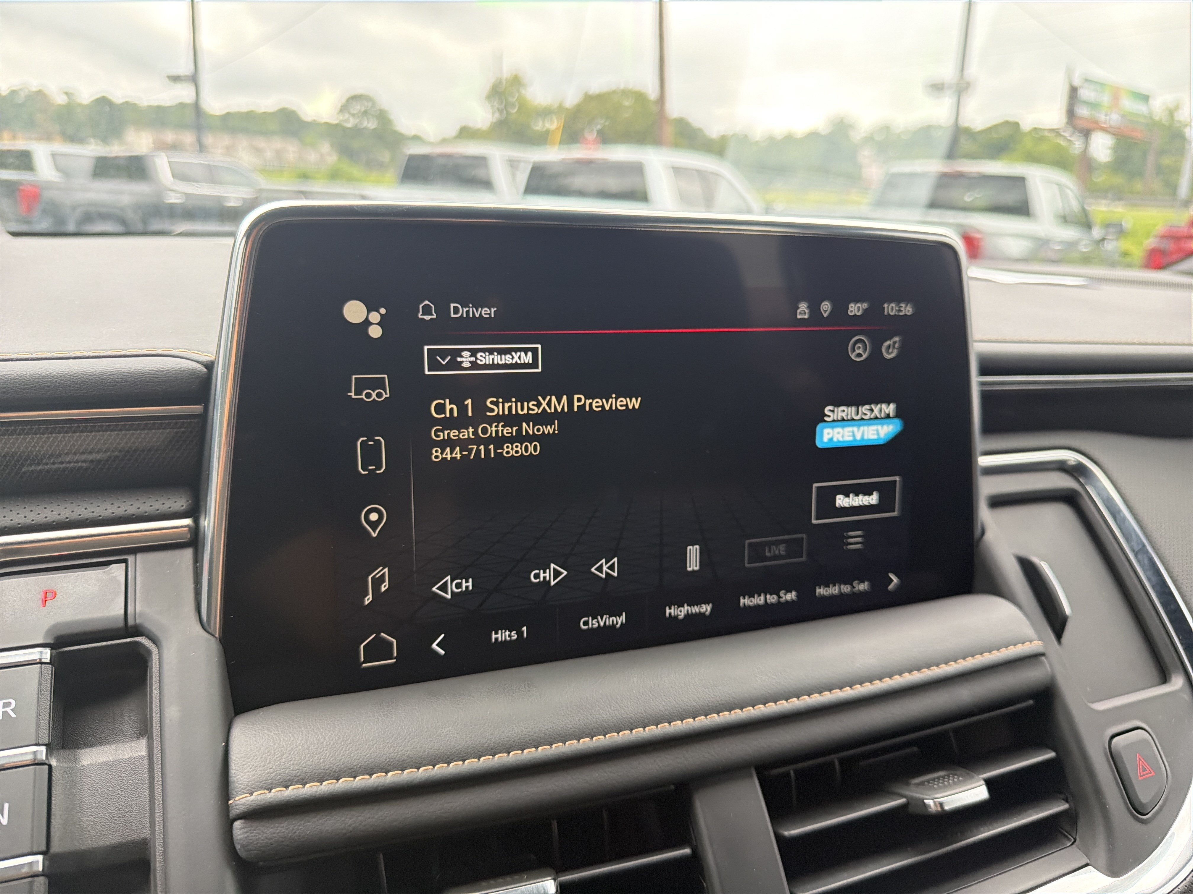 Certified 2023 GMC Yukon AT4 w/ AT4 Premium Plus Package AWD/4WD image 26