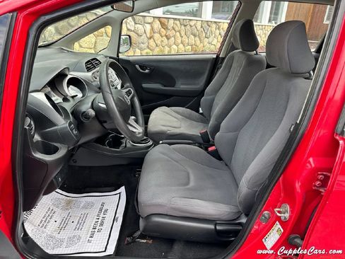 Used 2012 Honda Fit image 4