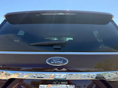 Used 2021 Ford Expedition Limited AWD/4WD image 24