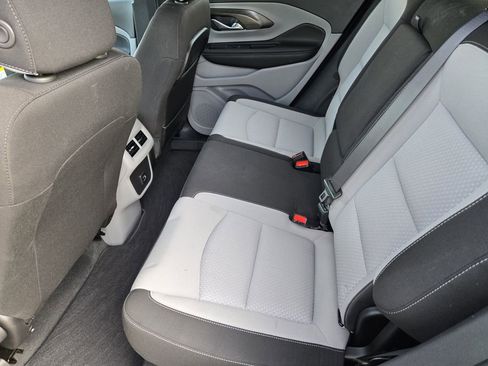 Used 2024 GMC Terrain SLE w/ Fleet Convenience Package image 28