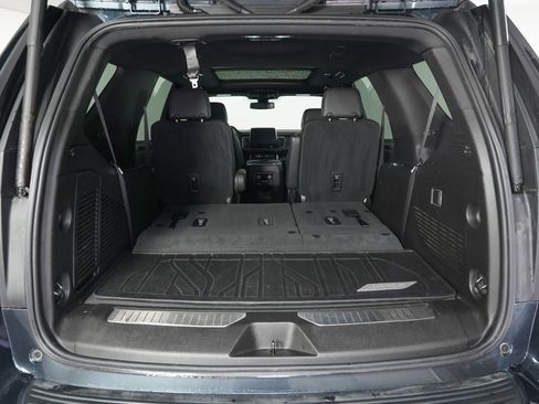 Used 2021 Chevrolet Tahoe Z71 AWD/4WD image 11