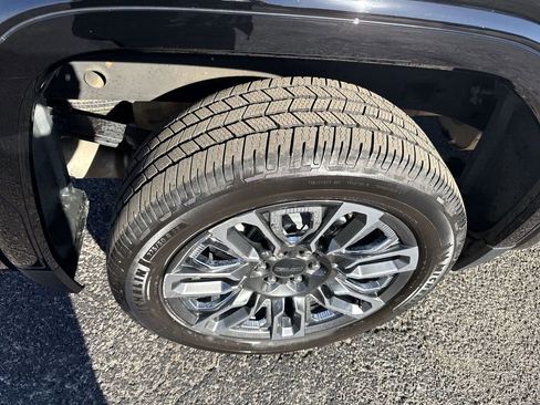 Certified 2023 GMC Sierra 1500 Denali Ultimate image 40