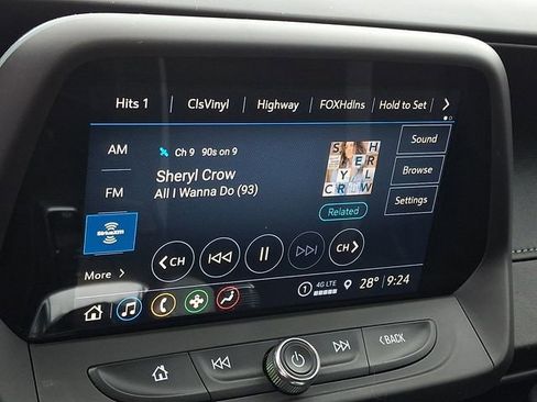 Used 2023 Chevrolet Camaro LT w/ Technology Package image 18