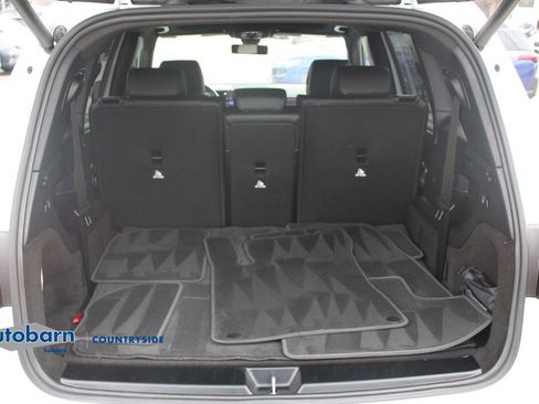 Used 2023 Mercedes-Benz GLB 250 4MATIC w/ Premium Package image 27