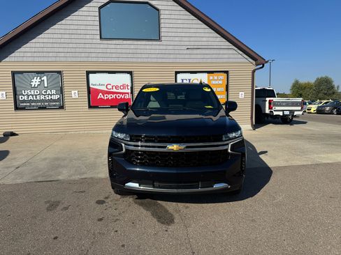 Used 2023 Chevrolet Tahoe LS image 2