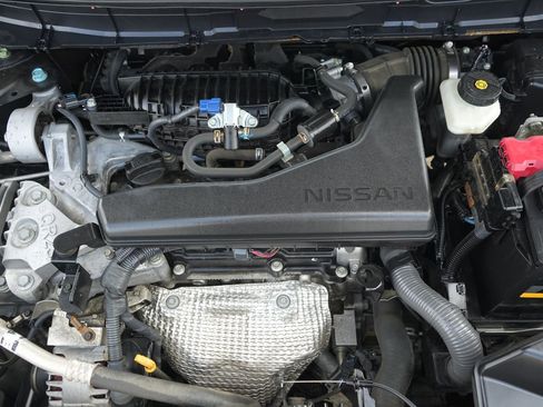 Used 2019 Nissan Rogue SL image 9