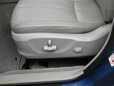 Used 2010 Subaru Forester 2.5X Limited image 22