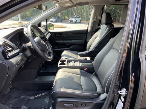 Used 2024 Honda Odyssey Elite image 16